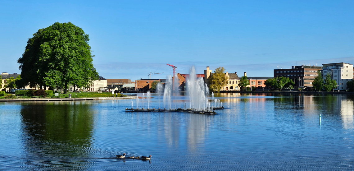 Foto över Eskilstuna ån.