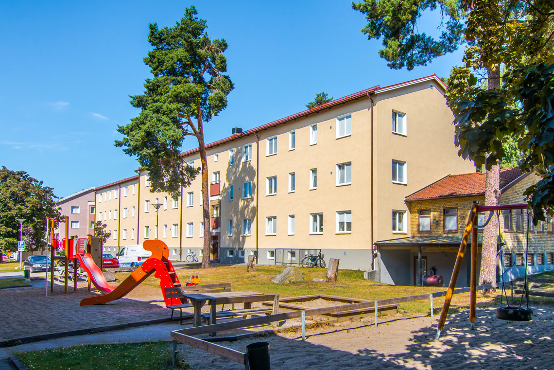 Bostäder och lekplats på Frödingsgatan